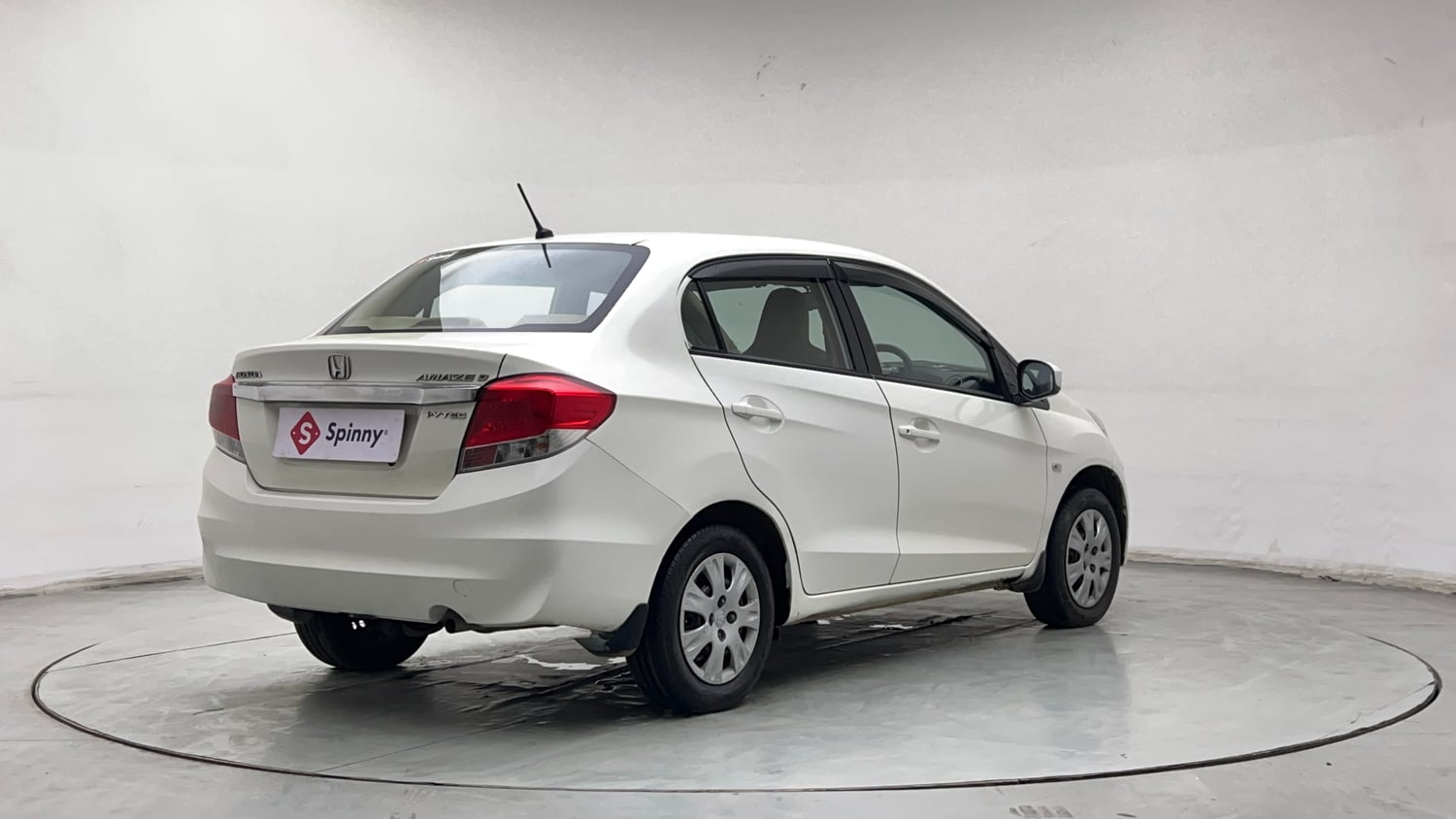 Used 2014 Honda Amaze 1.2 S i-VTEC Petrol Manual exterior RIGHT REAR CORNER VIEW