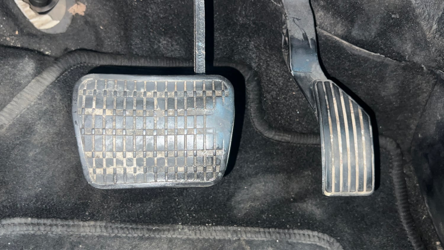 Used 2022 Tata Nexon XZA Plus (O) Petrol Automatic interior PEDALS VIEW