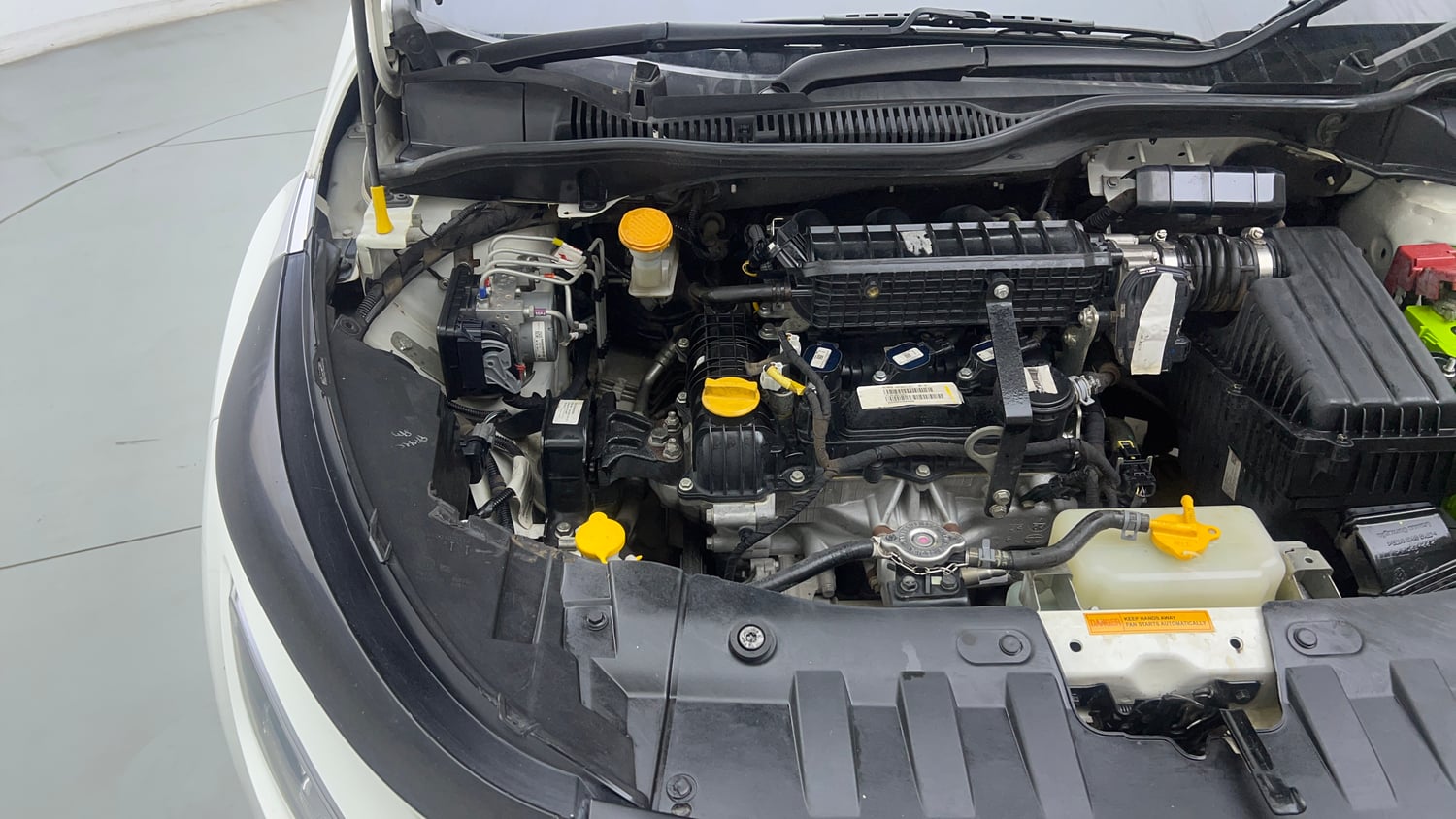 Used 2024 Tata Altroz XT Petrol Petrol Manual engine ENGINE RIGHT SIDE VIEW