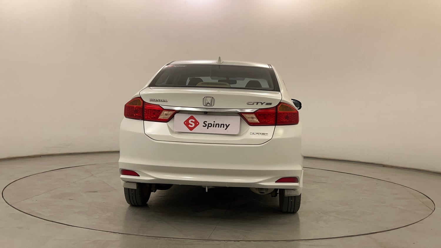 Used 2016 Honda City VX Petrol Manual exterior BACK VIEW