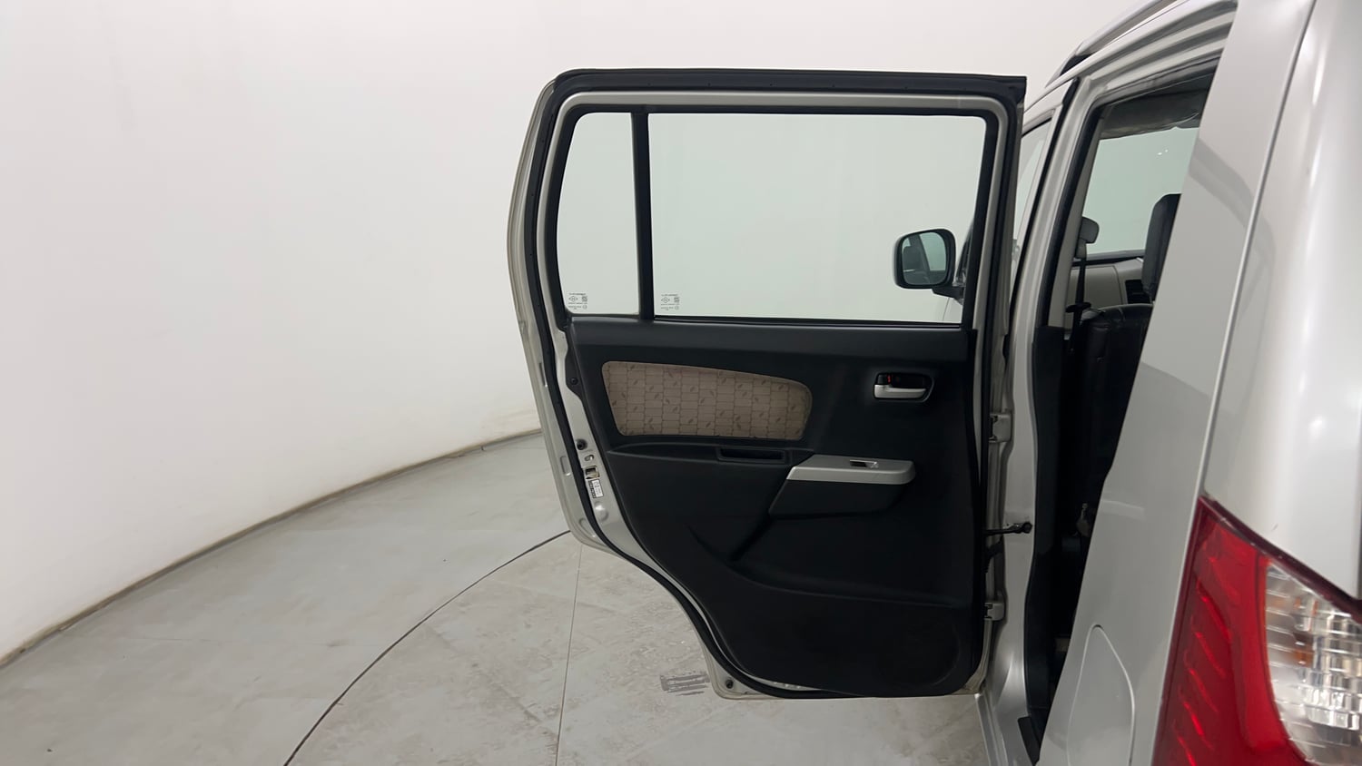 Used 2016 Maruti Suzuki Wagon R VXI Petrol Manual interior LEFT REAR DOOR OPEN VIEW