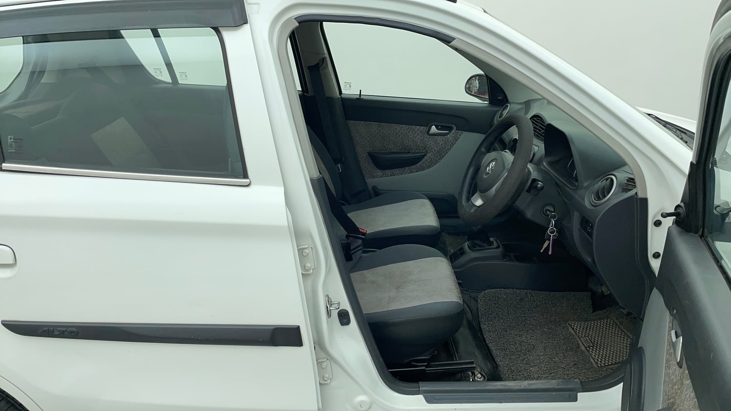 Used 2018 Maruti Suzuki Alto 800 VXi Petrol Manual interior RIGHT SIDE FRONT DOOR CABIN VIEW