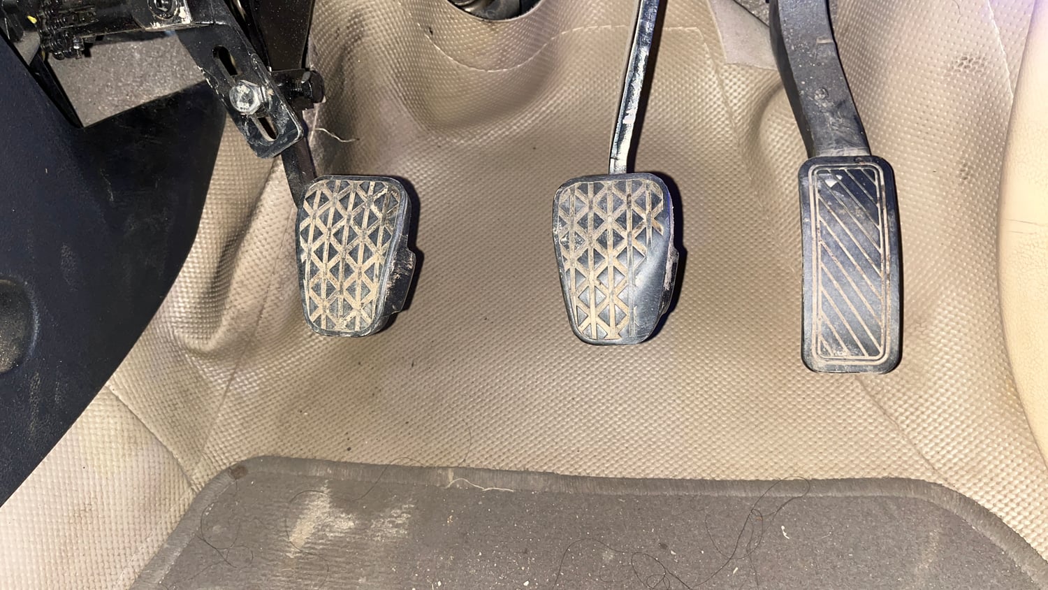 Used 2016 Ford Figo Aspire Titanium 1.2 Ti-VCT Petrol Manual interior PEDALS VIEW