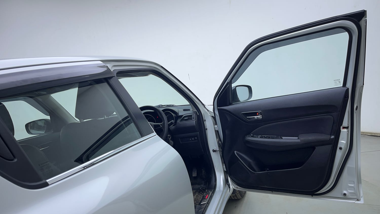 Used 2022 Maruti Suzuki Swift VXi AMT Petrol Automatic interior RIGHT FRONT DOOR OPEN VIEW