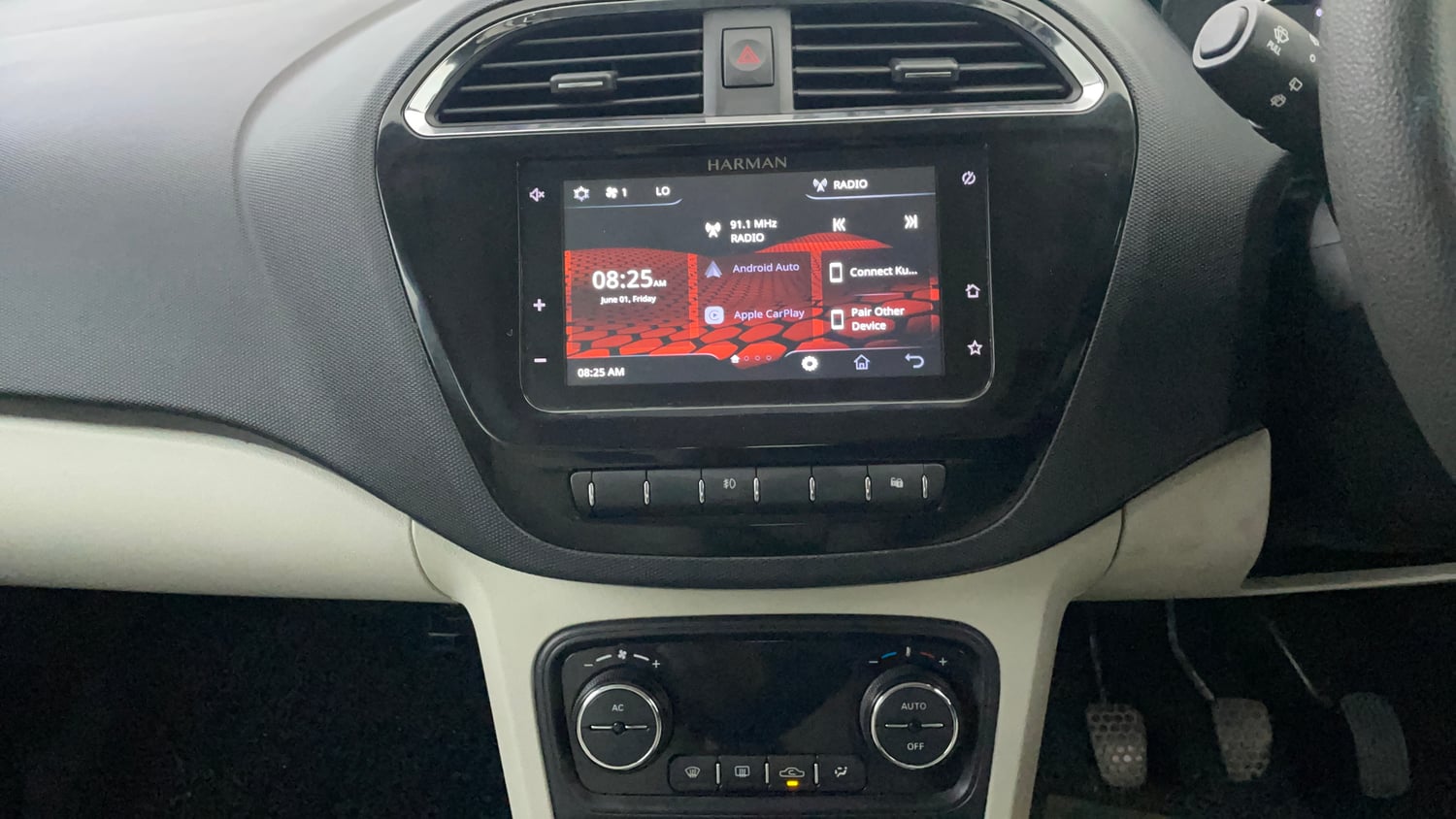 Used 2023 Tata Tiago XZ Plus Petrol Manual interior MUSIC SYSTEM & AC CONTROL VIEW
