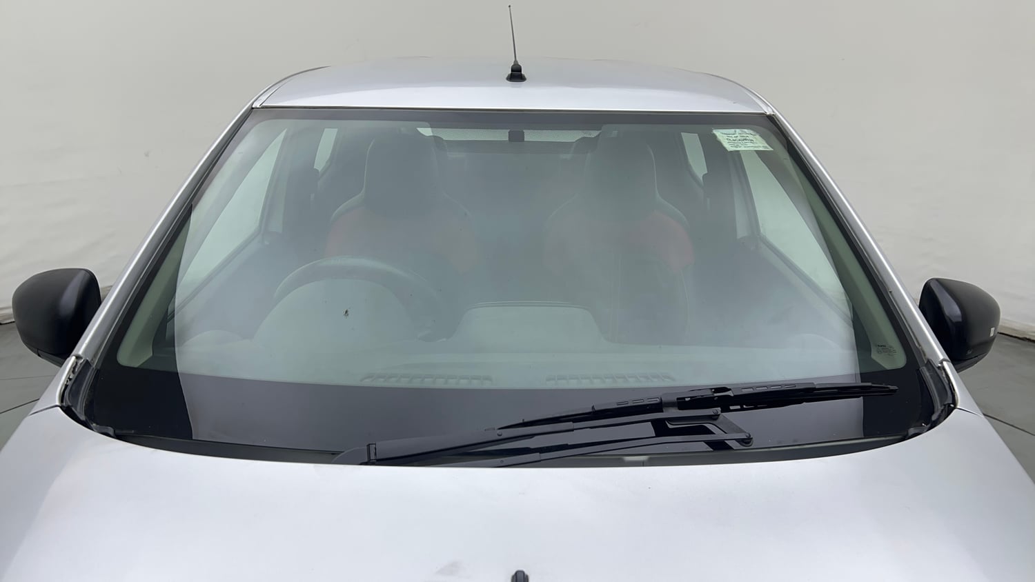 Used 2018 Renault Kwid 1.0 RXL CNG (Outside Fitted) Cng Manual exterior FRONT WINDSHIELD VIEW