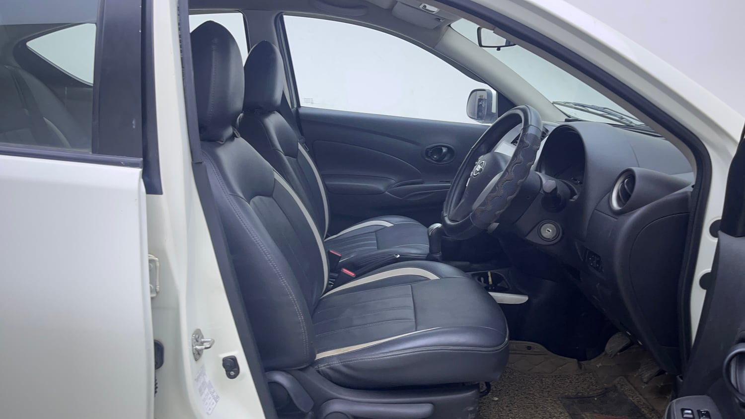 Used 2018 Nissan Sunny XL D Diesel Manual interior RIGHT SIDE FRONT DOOR CABIN VIEW