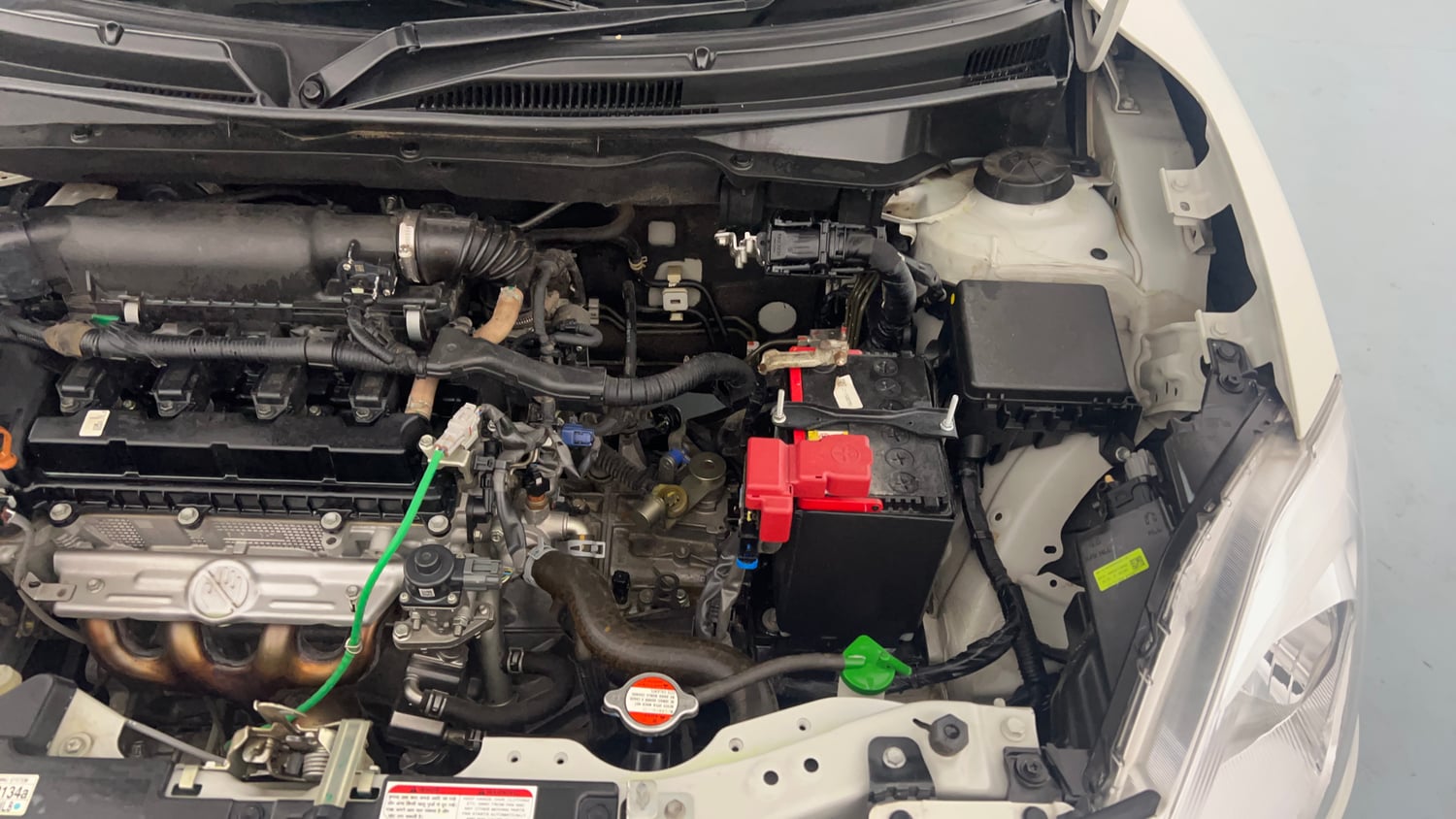 Used 2023 Maruti Suzuki Swift VXi Petrol Manual engine ENGINE LEFT SIDE VIEW