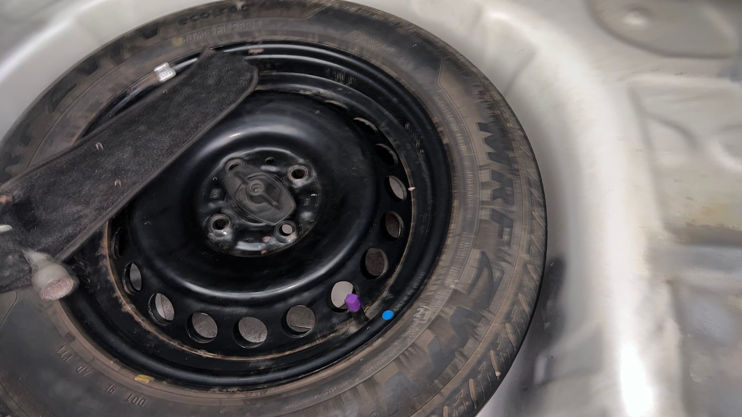 Used 2021 Maruti Suzuki Baleno Delta Petrol Manual tyres SPARE TYRE VIEW