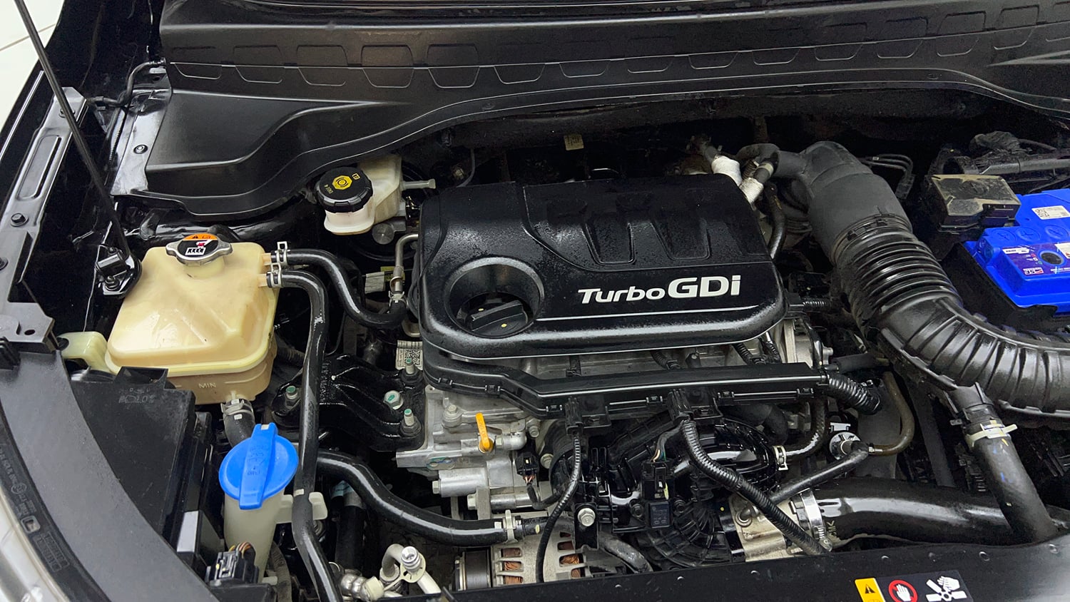 Used 2021 Kia Sonet HTX 1.0 iMT Petrol Manual engine ENGINE RIGHT SIDE VIEW