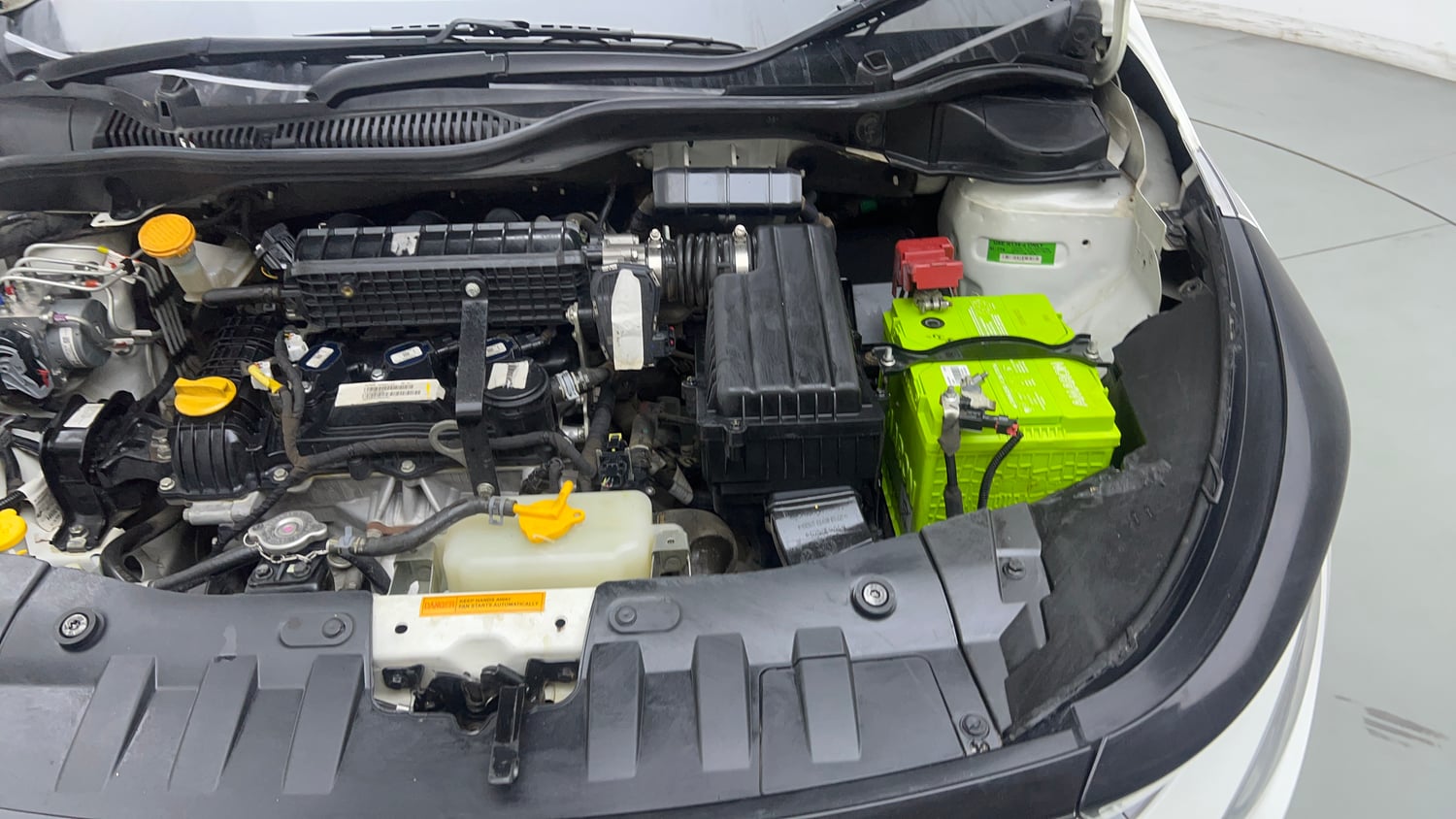 Used 2024 Tata Altroz XT Petrol Petrol Manual engine ENGINE LEFT SIDE VIEW