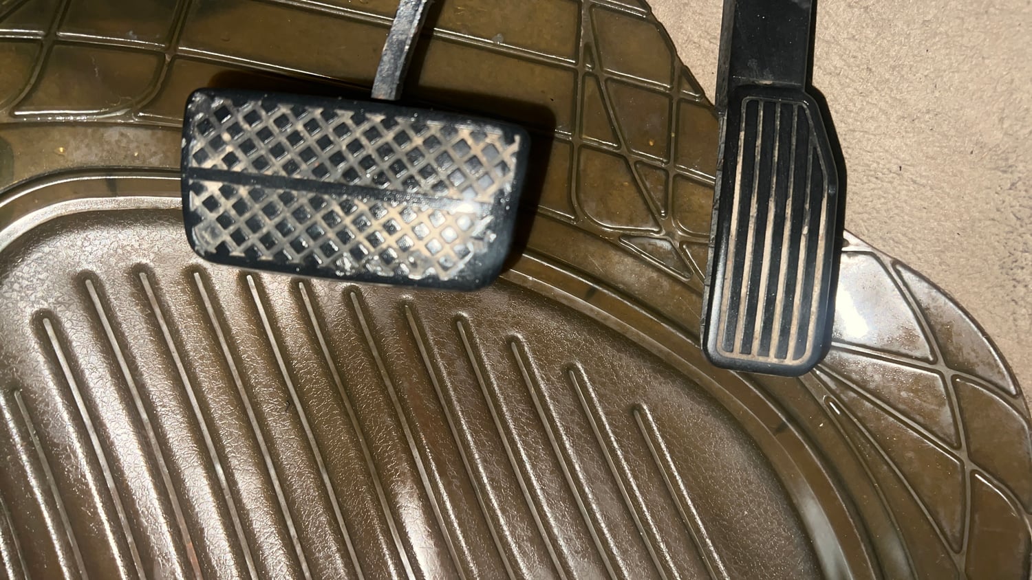 Used 2016 Honda City SV CVT Petrol Automatic interior PEDALS VIEW