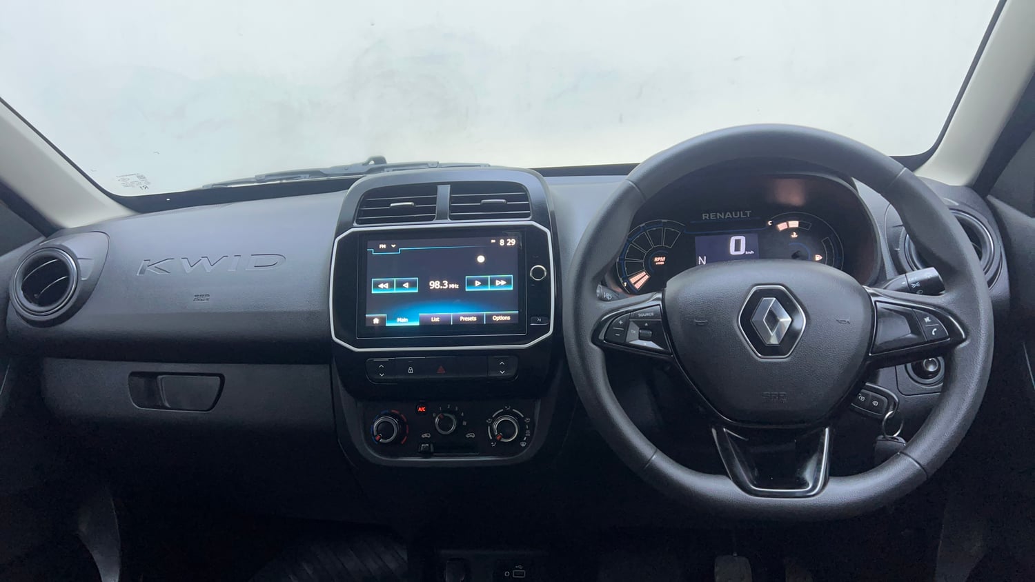 Used 2023 Renault Kwid CLIMBER AMT Petrol Automatic interior DASHBOARD VIEW