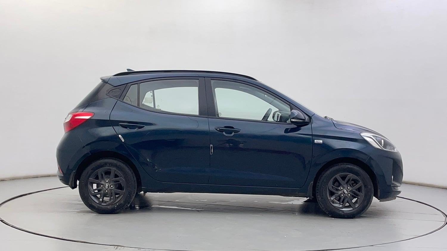 Used 2021 Hyundai Grand i10 Nios Sportz AMT 1.2 Kappa VTVT Petrol Automatic exterior RIGHT SIDE VIEW