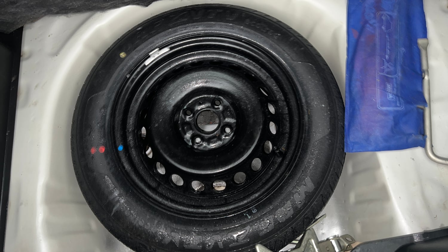 Used 2020 Maruti Suzuki Baleno Delta Petrol Manual tyres SPARE TYRE VIEW