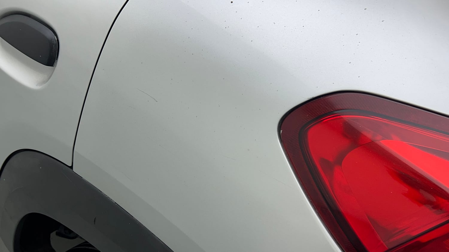 Used 2018 Renault Kwid 1.0 RXL CNG (Outside Fitted) Cng Manual dents MINOR DENT