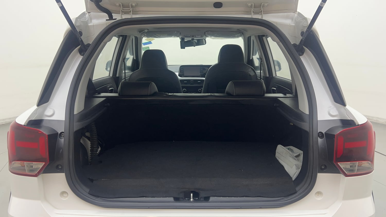 Used 2025 Hyundai Exter SX Tech 1.2 HY-CNG DUO MT Cng Manual interior DICKY INSIDE VIEW
