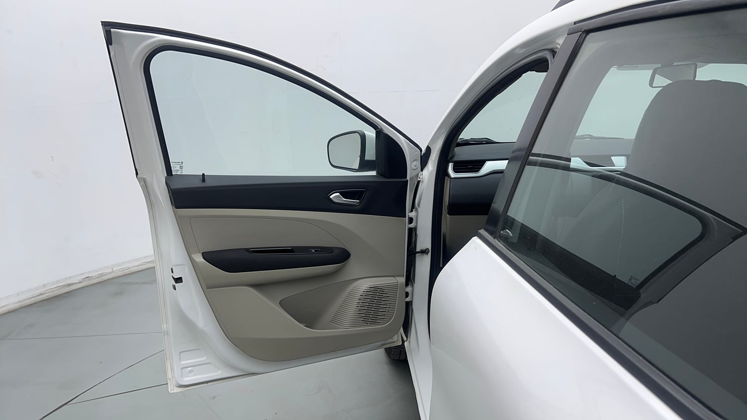 Used 2020 Renault Triber RXZ Petrol Manual interior LEFT FRONT DOOR OPEN VIEW