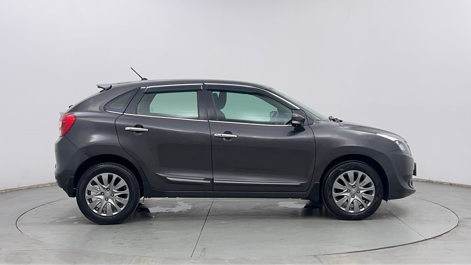 Used 2016 Maruti Suzuki Baleno Alpha 1.2 Petrol Manual exterior RIGHT SIDE VIEW
