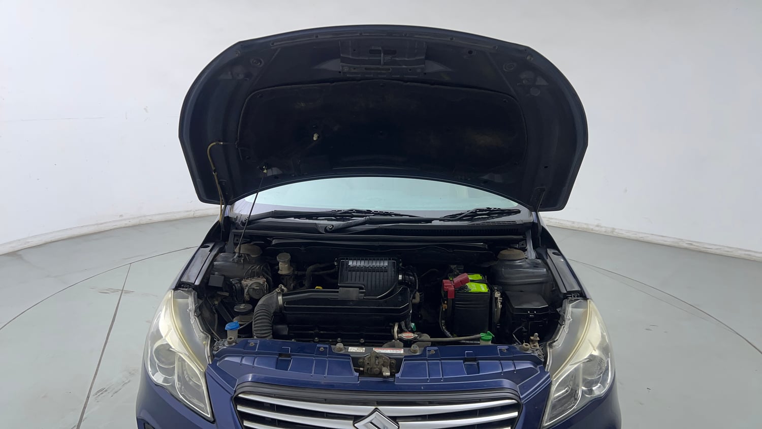 Used 2017 Maruti Suzuki Ciaz Alpha 1.4 MT Petrol Manual engine ENGINE & BONNET OPEN FRONT VIEW