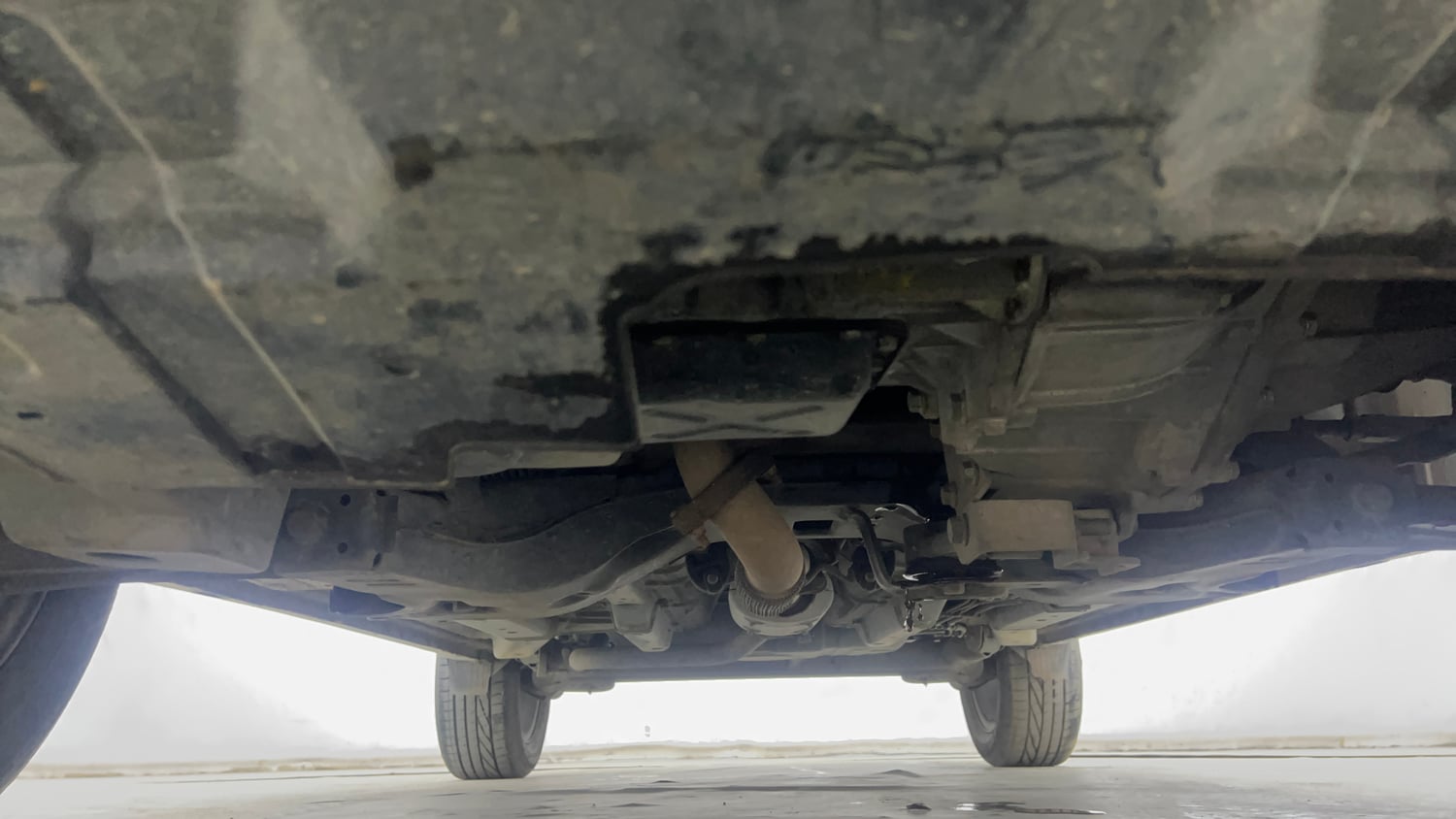 Used 2023 Tata Nexon XZ Plus Diesel Diesel Manual extra FRONT LEFT UNDERBODY VIEW
