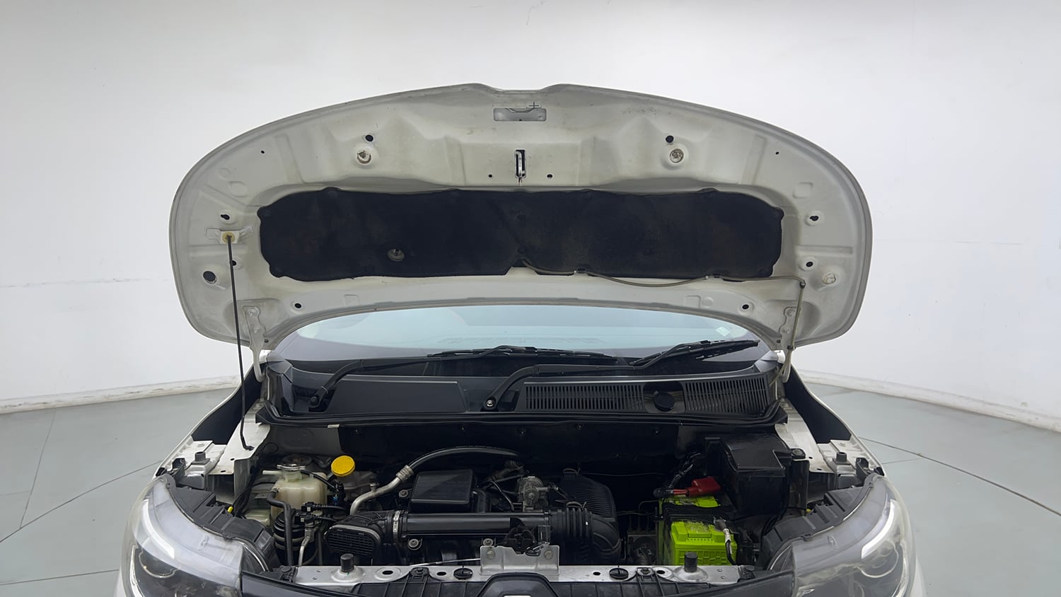 Used 2020 Renault Triber RXZ Petrol Manual engine ENGINE & BONNET OPEN FRONT VIEW