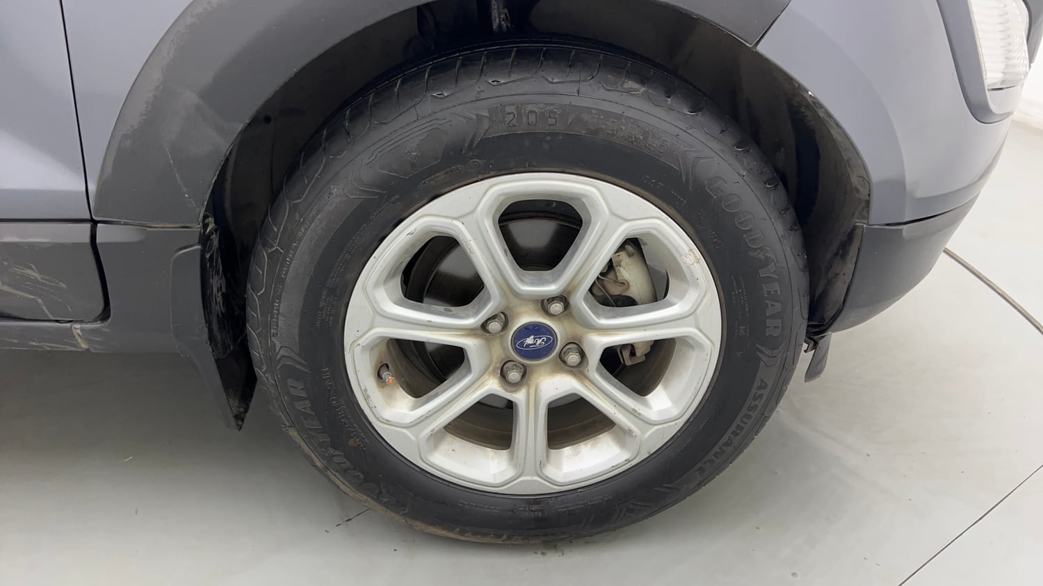 Used 2018 Ford EcoSport Titanium + 1.5L Ti-VCT AT Petrol Automatic tyres RIGHT FRONT TYRE RIM VIEW
