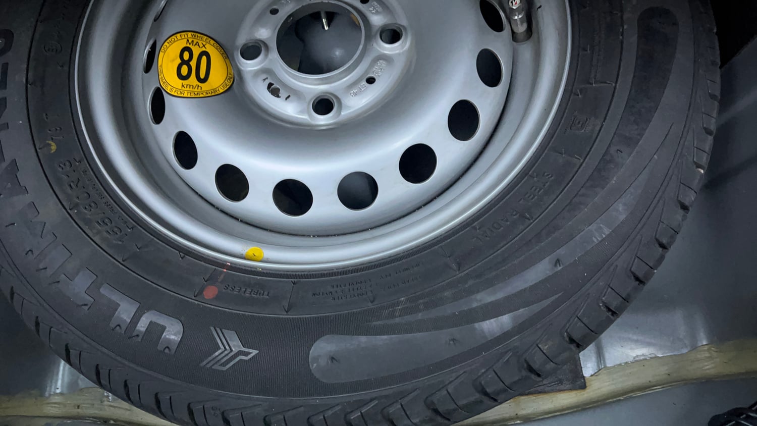 Used 2023 Tata Tiago XZA Plus Petrol Automatic tyres SPARE TYRE VIEW