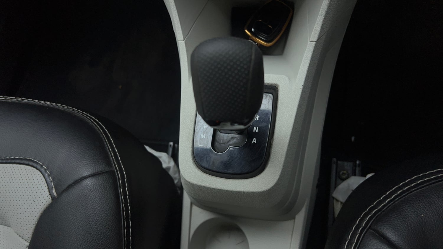 Used 2023 Tata Tigor XZA Plus Petrol Automatic interior GEAR  KNOB VIEW