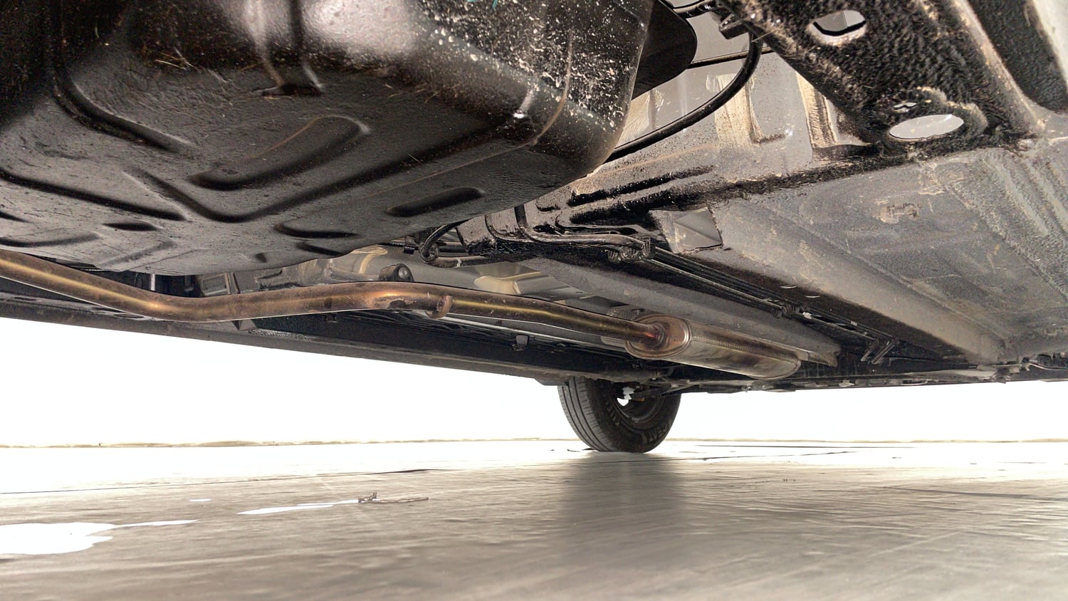 Used 2026 Renault Triber Evolution Petrol Manual extra REAR RIGHT UNDERBODY VIEW