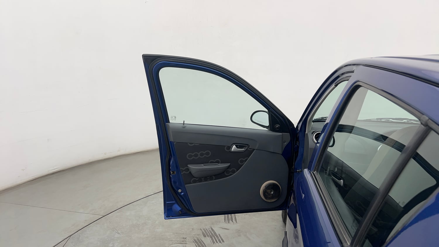 Used 2016 Maruti Suzuki Alto 800 Lxi Petrol Manual interior LEFT FRONT DOOR OPEN VIEW