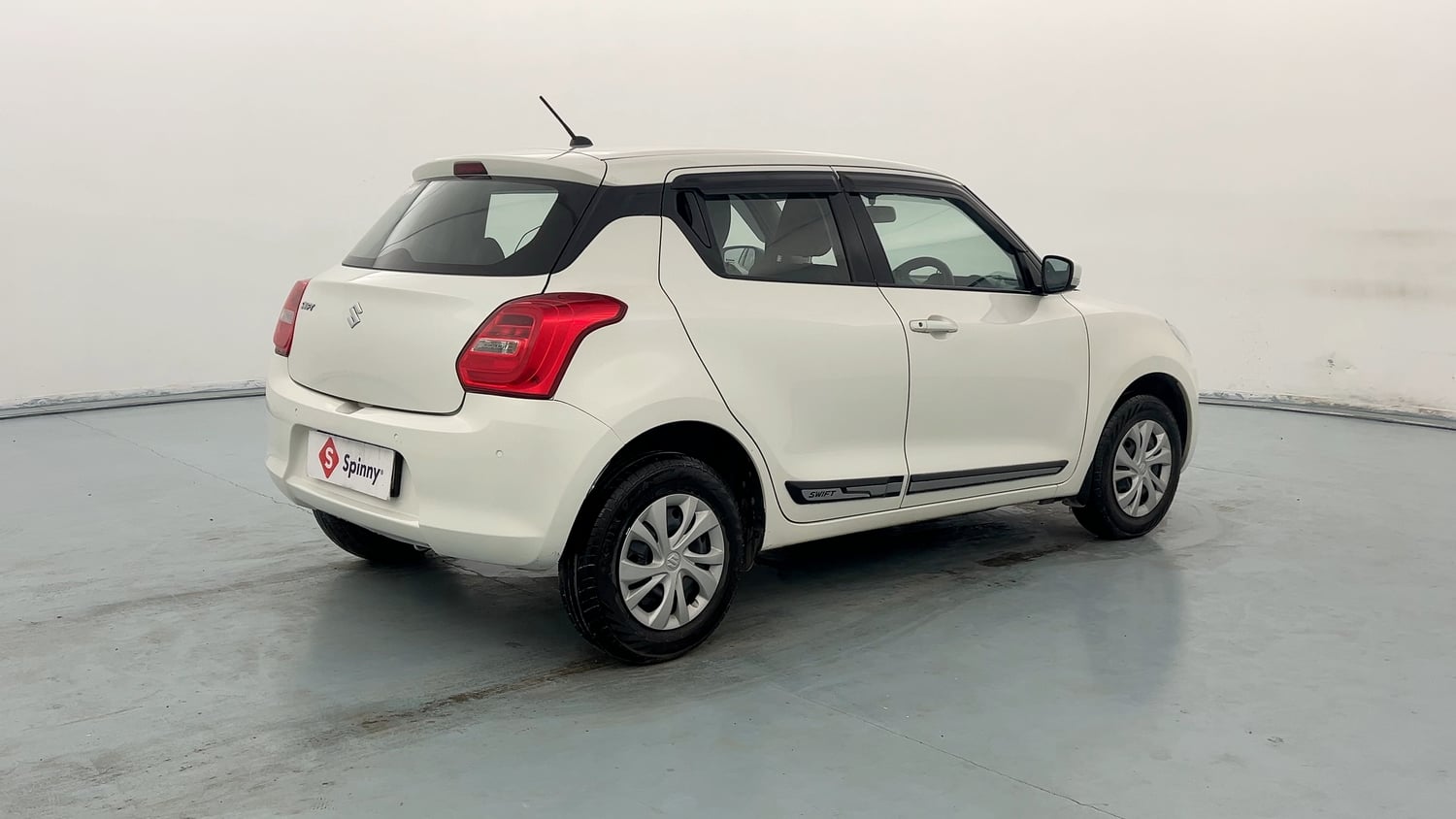 Used 2023 Maruti Suzuki Swift VXi Petrol Manual exterior RIGHT REAR CORNER VIEW