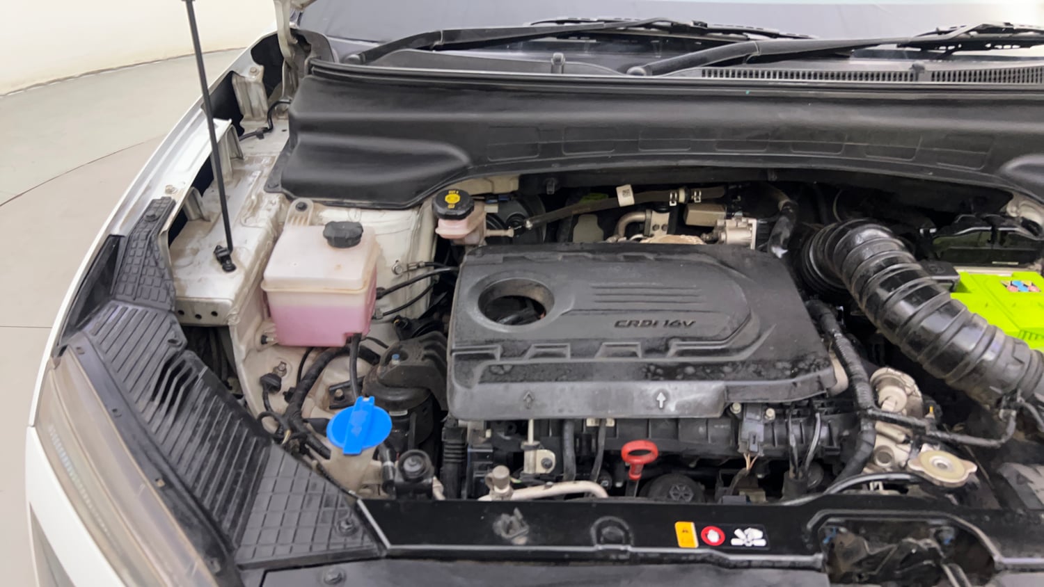 Used 2021 Hyundai Creta SX (O) 1.5 Diesel Automatic Diesel Automatic engine ENGINE RIGHT SIDE HINGE & APRON VIEW