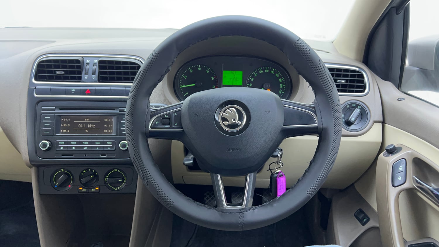 Used 2014 Skoda Rapid 1.6 MPI Ambition Plus Petrol Manual interior STEERING VIEW