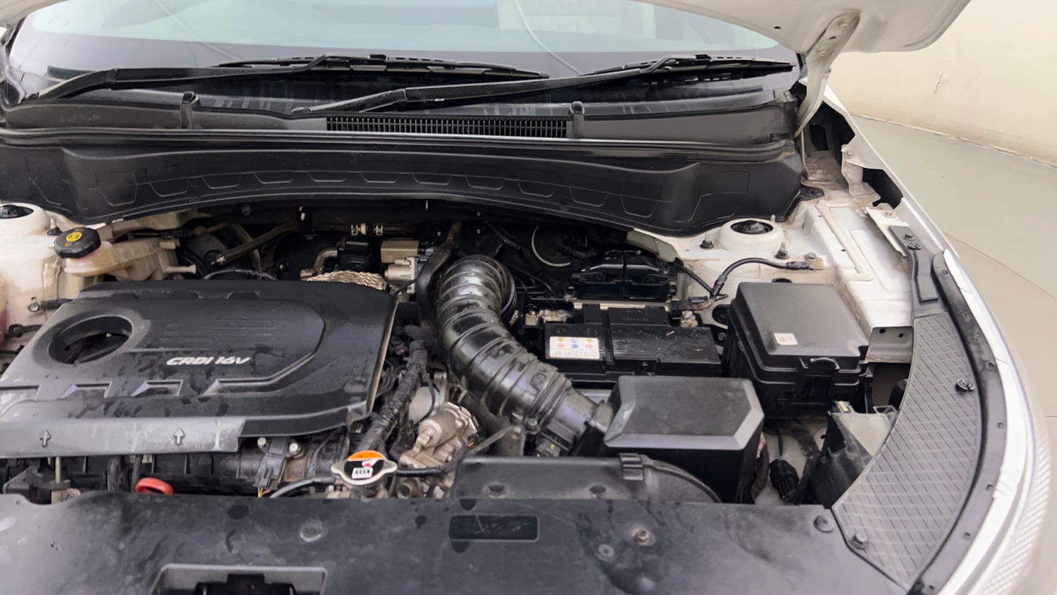 Used 2019 Kia Seltos HTX Plus AT 1.5 Diesel Diesel Automatic engine ENGINE LEFT SIDE HINGE & APRON VIEW