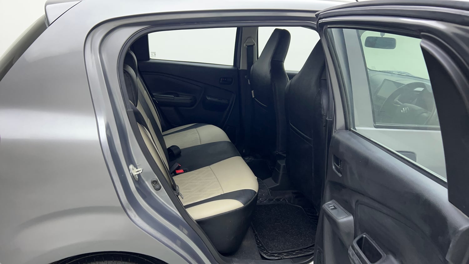 Used 2022 Maruti Suzuki Celerio LXi Petrol Manual interior RIGHT SIDE REAR DOOR CABIN VIEW