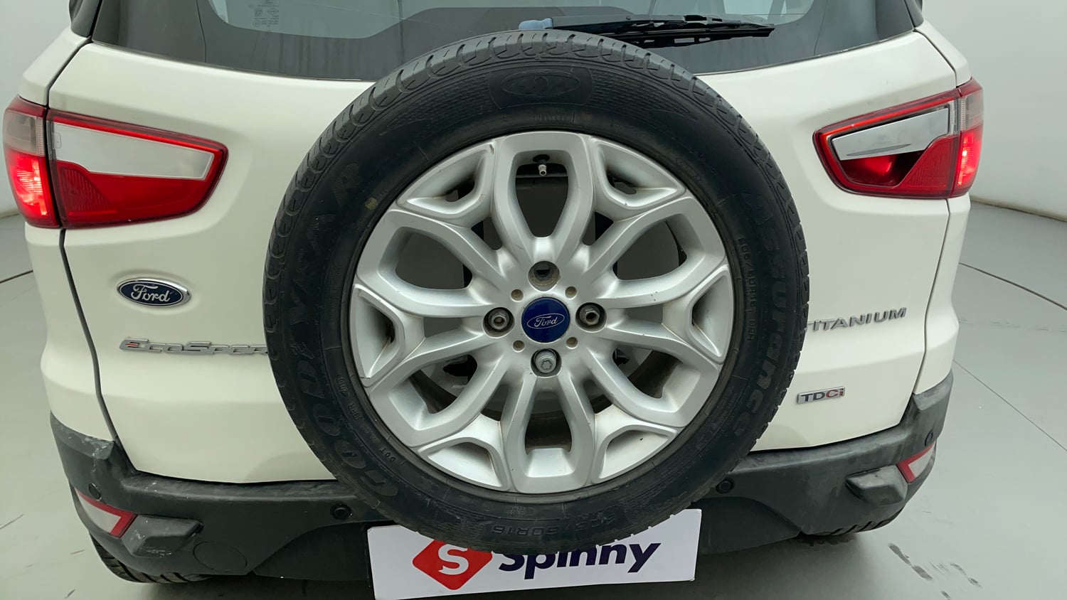 Used 2017 Ford EcoSport Titanium 1.5L TDCi Diesel Manual tyres SPARE TYRE VIEW