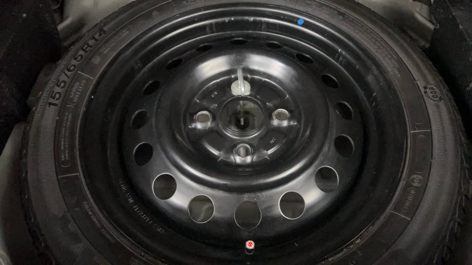 Used 2016 Maruti Suzuki Wagon R VXI Petrol Manual tyres SPARE TYRE VIEW
