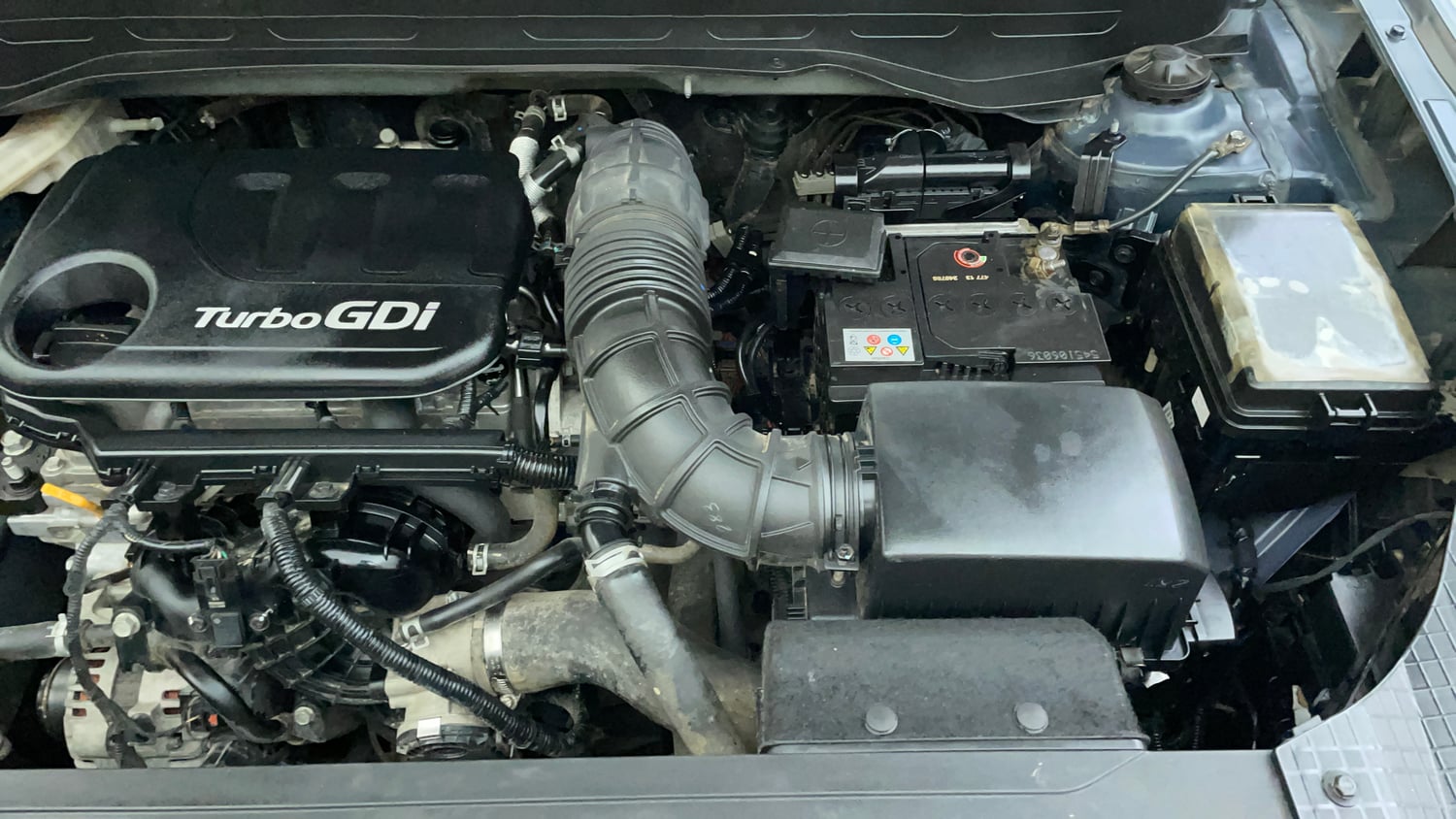 Used 2019 Hyundai Venue SX Plus 1.0 Turbo DCT Petrol Automatic engine ENGINE LEFT SIDE VIEW