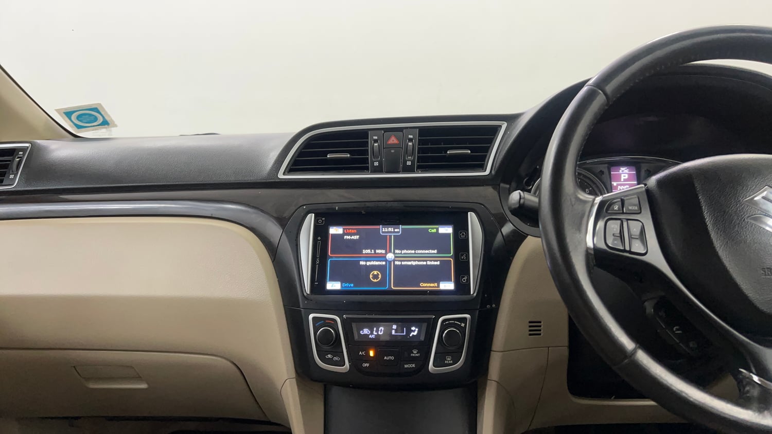 Used 2016 Maruti Suzuki Ciaz ZXI+ AT Petrol Automatic interior MUSIC SYSTEM & AC CONTROL VIEW
