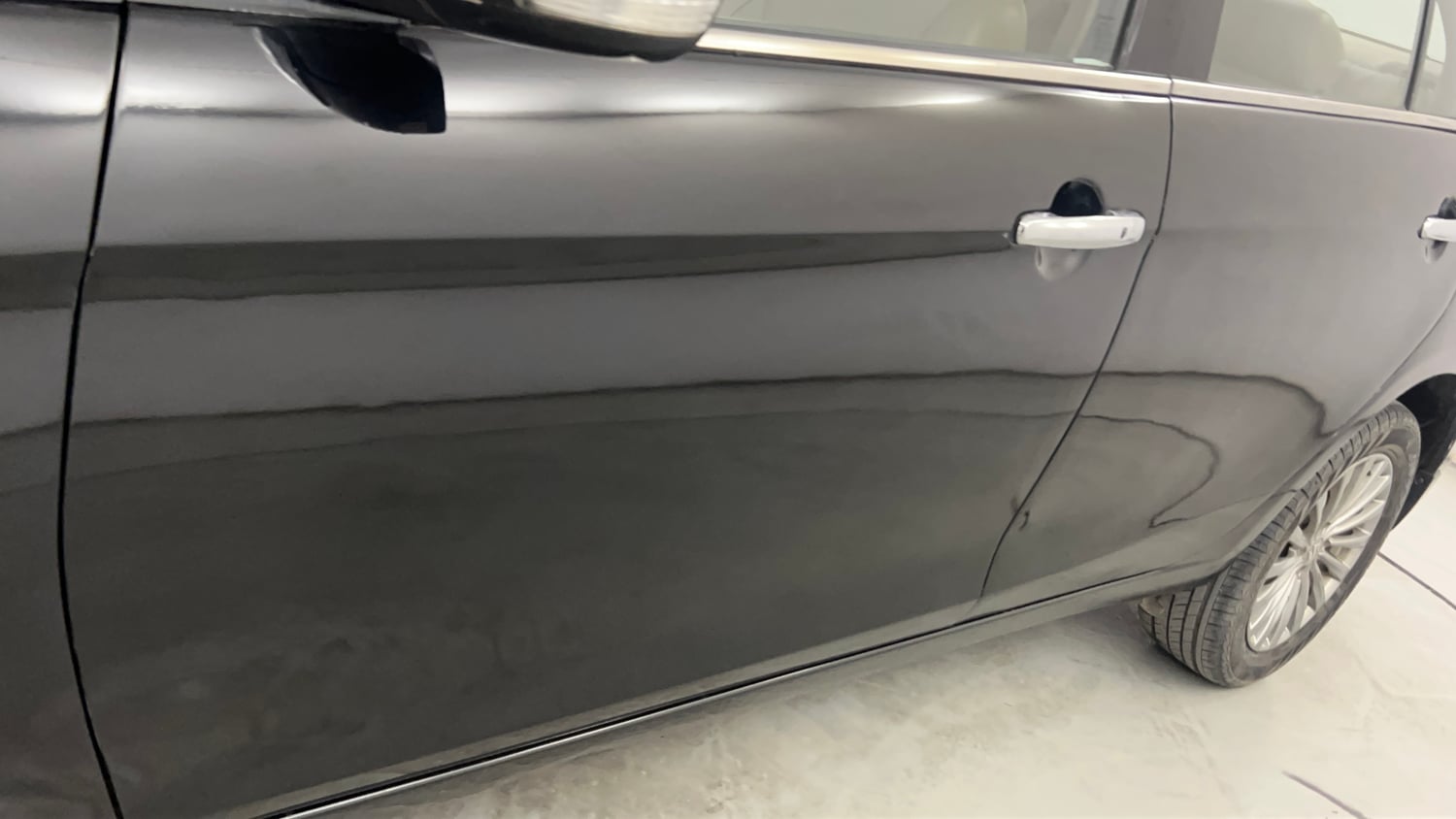 Used 2016 Maruti Suzuki Ciaz ZXI+ AT Petrol Automatic dents MINOR SCRATCH