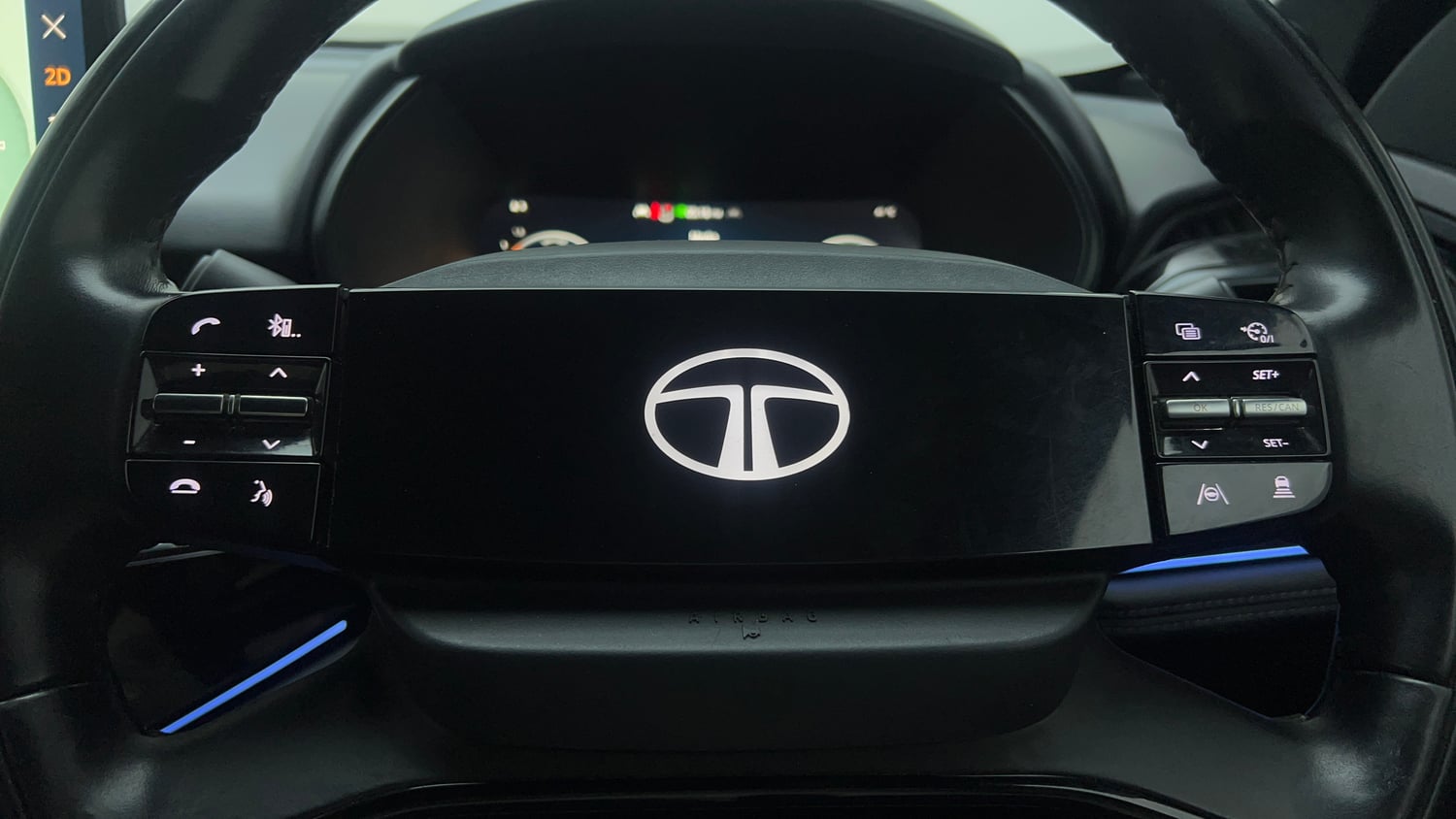 Used 2024 Tata Harrier Fearless Plus Dark Edition AT Diesel Automatic top_features Cruise control