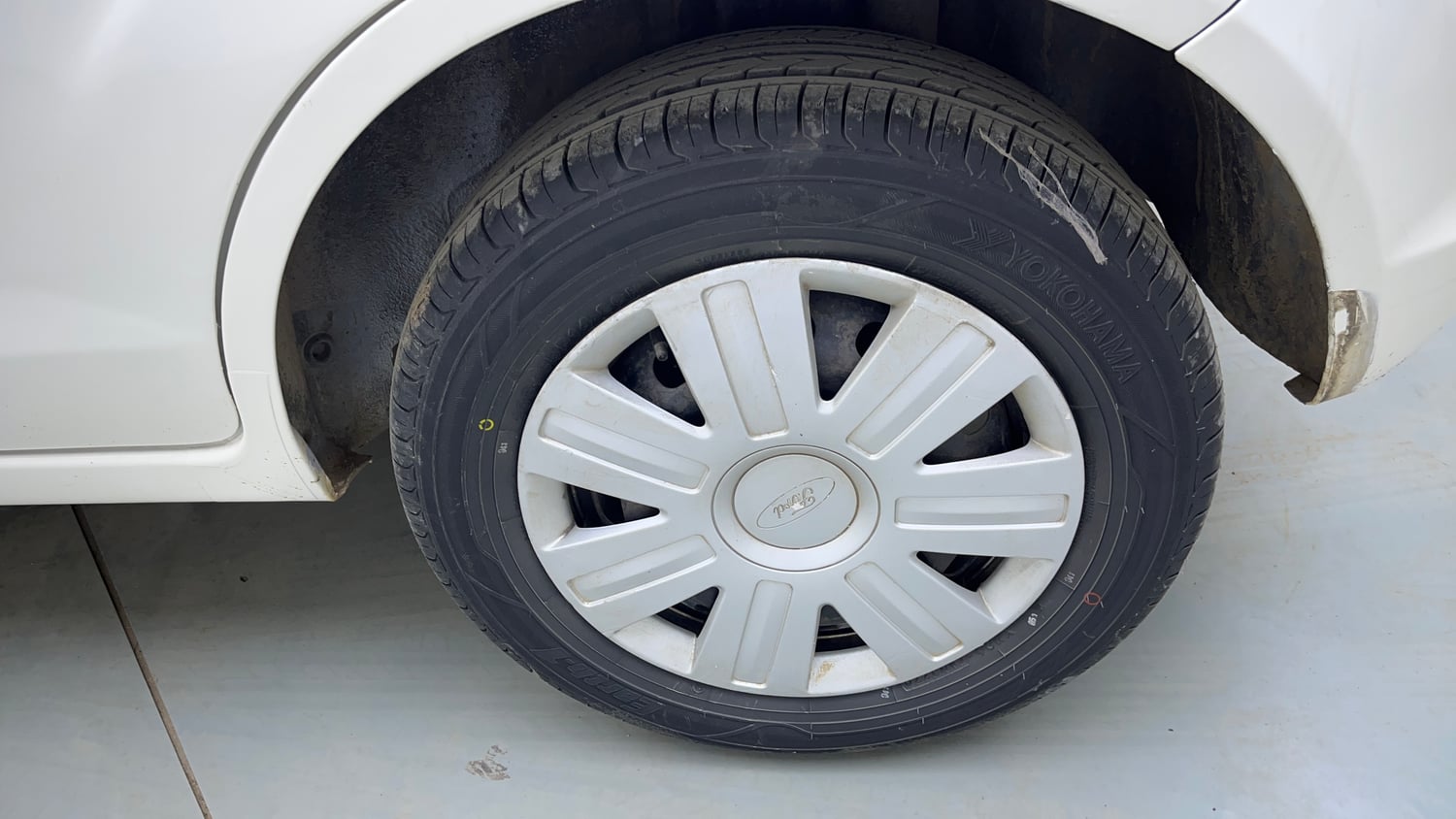 Used 2012 Ford Figo Duratorq Diesel ZXI 1.4 Diesel Manual tyres LEFT REAR TYRE RIM VIEW