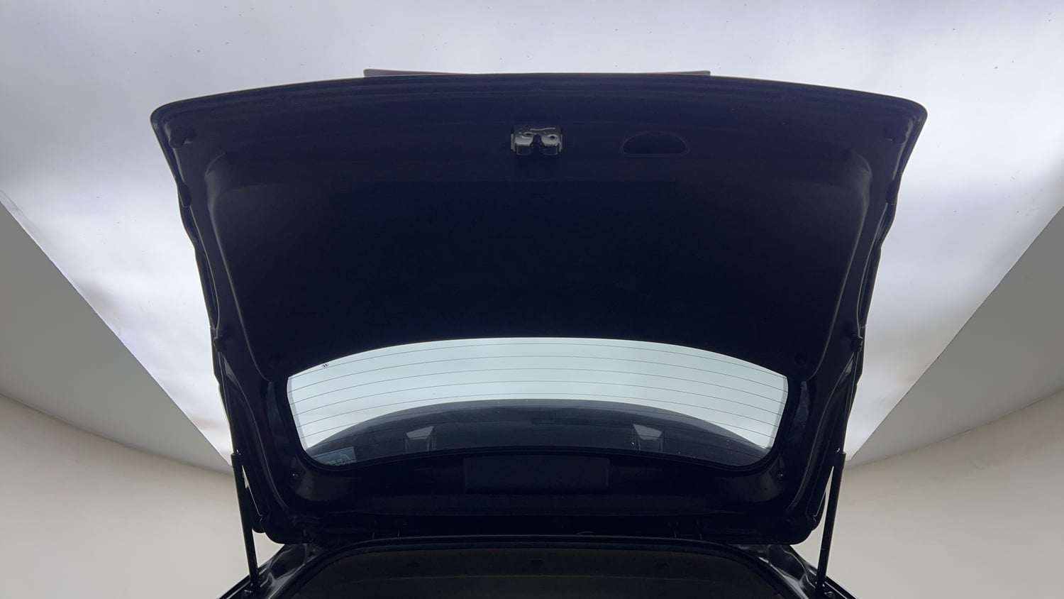 Used 2017 Hyundai Creta 1.6 SX Plus AT Petrol Petrol Automatic interior DICKY DOOR OPEN VIEW