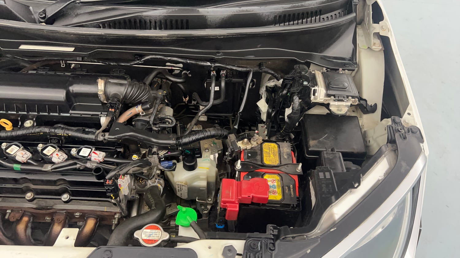 Used 2024 Maruti Suzuki Ignis Zeta 1.2 AMT Petrol Automatic engine ENGINE LEFT SIDE VIEW