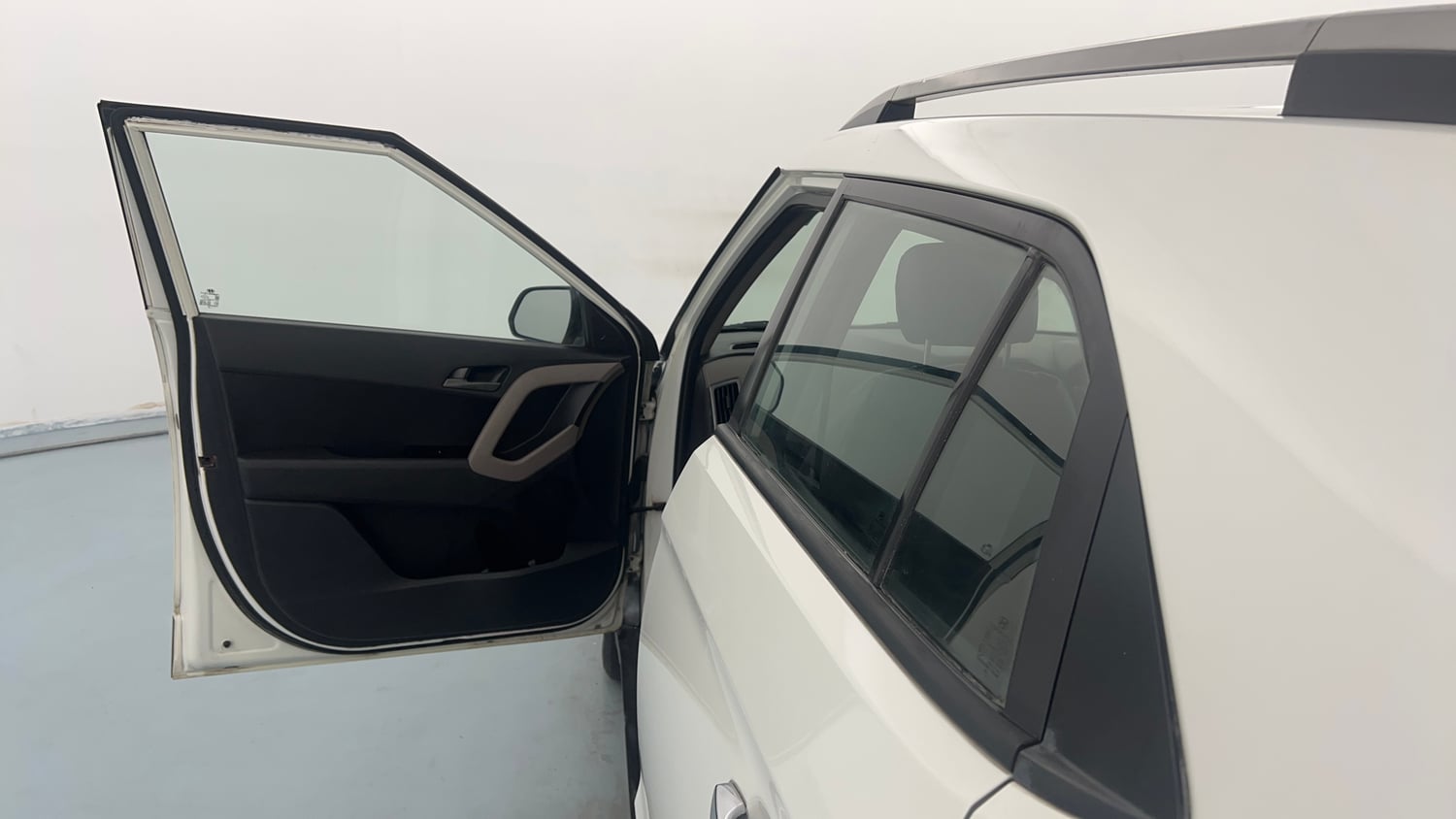 Used 2018 Hyundai Creta SX Plus 1.6  Petrol Petrol Manual interior LEFT FRONT DOOR OPEN VIEW
