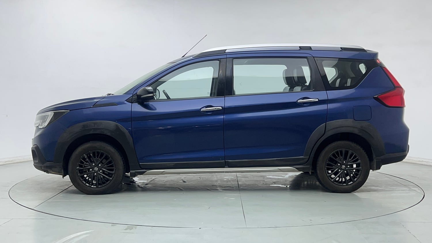 Used 2019 Maruti Suzuki XL6 Alpha MT Petrol Petrol Manual exterior LEFT SIDE VIEW