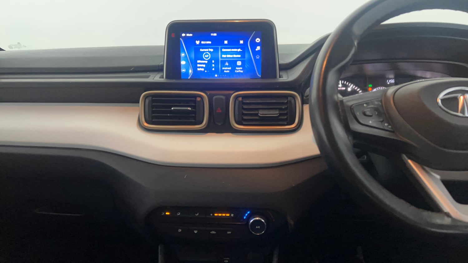 Used 2022 Tata Punch Accomplished Dazzle Pack MT Petrol Manual interior MUSIC SYSTEM & AC CONTROL VIEW