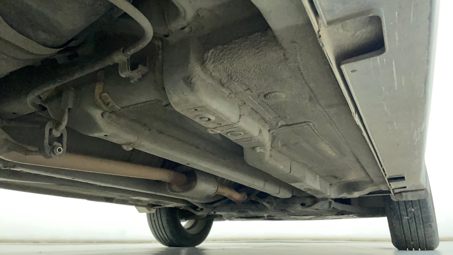 Used 2018 Hyundai Creta SX 1.6 AT Petrol Petrol Automatic extra REAR RIGHT UNDERBODY VIEW
