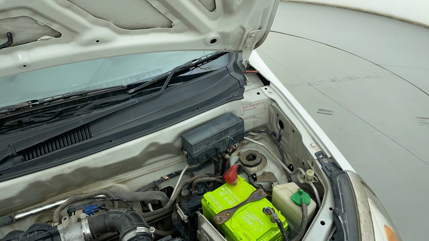 Used 2018 Maruti Suzuki Alto 800 VXi Petrol Manual engine ENGINE LEFT SIDE HINGE & APRON VIEW